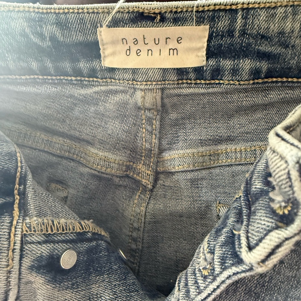 Blue Straight Leg Jeans with Vintage Distressed Finish